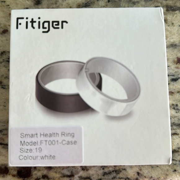 Brand new Fitiger health fitness tracker ring - Picture 1 of 4